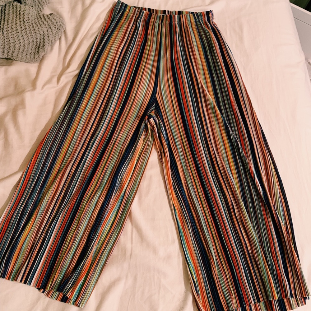 KB&Co rainbow flowy capri pants